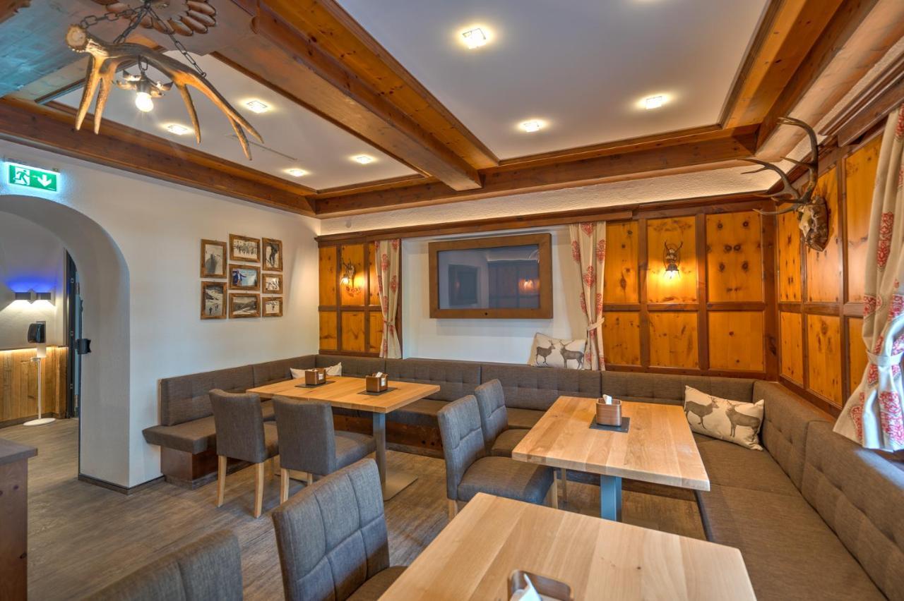 Der Siegeler B&B - This Lifestylehotel Rocks Mayrhofen Eksteriør bilde